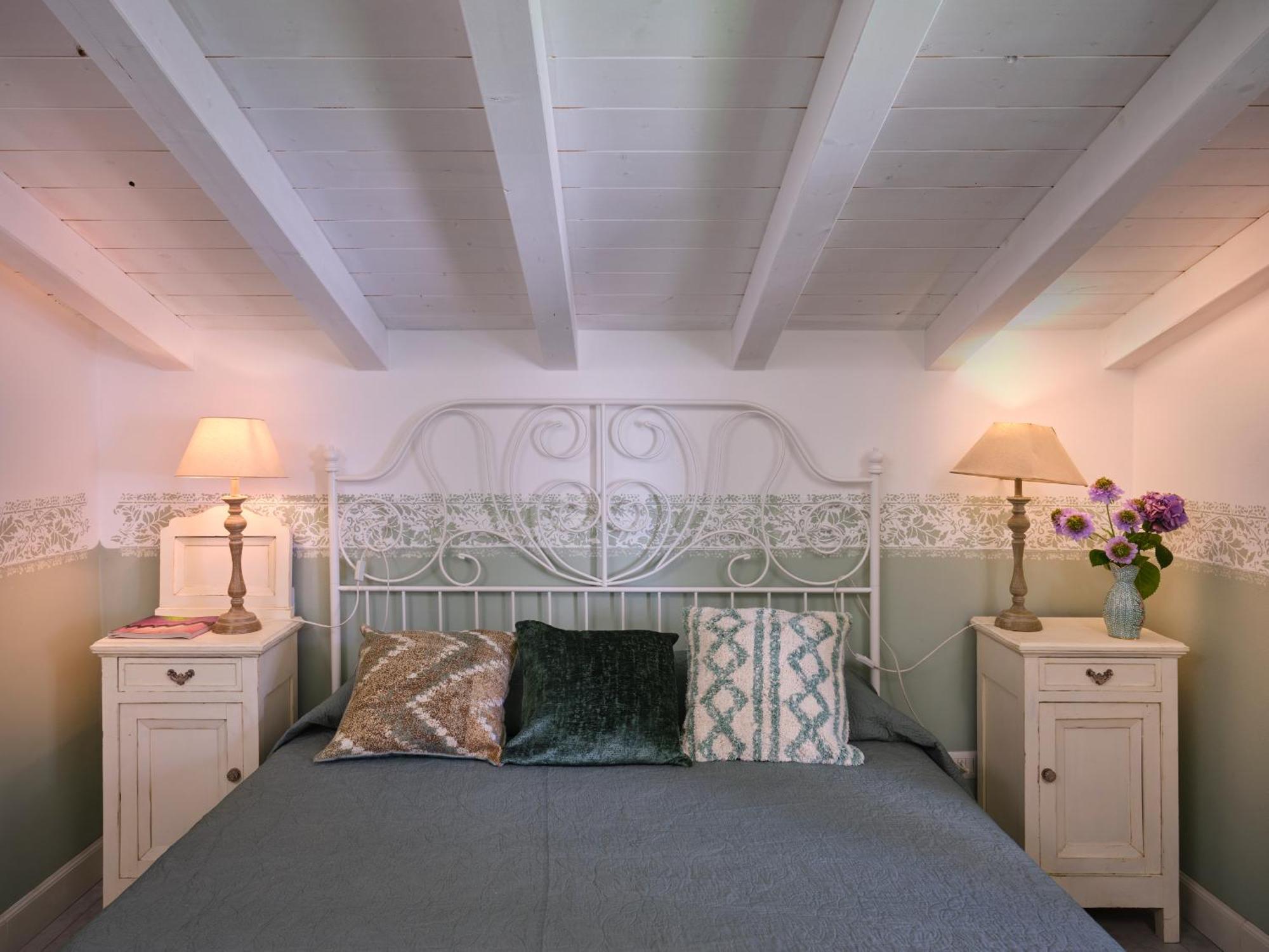 Casa Mileti Bed & Breakfast Vercurago Екстериор снимка